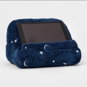 Pillowfort Children’s Book and Tablet Holder